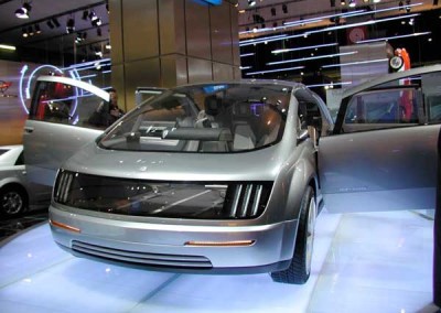 GM Hy-Wire at the Paris Auto Show